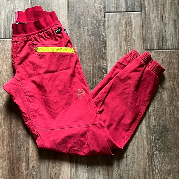 La Sportiva Pants - LA Sportiva Women’s Red Hiking Climbing Rocky Mountain Pants Large